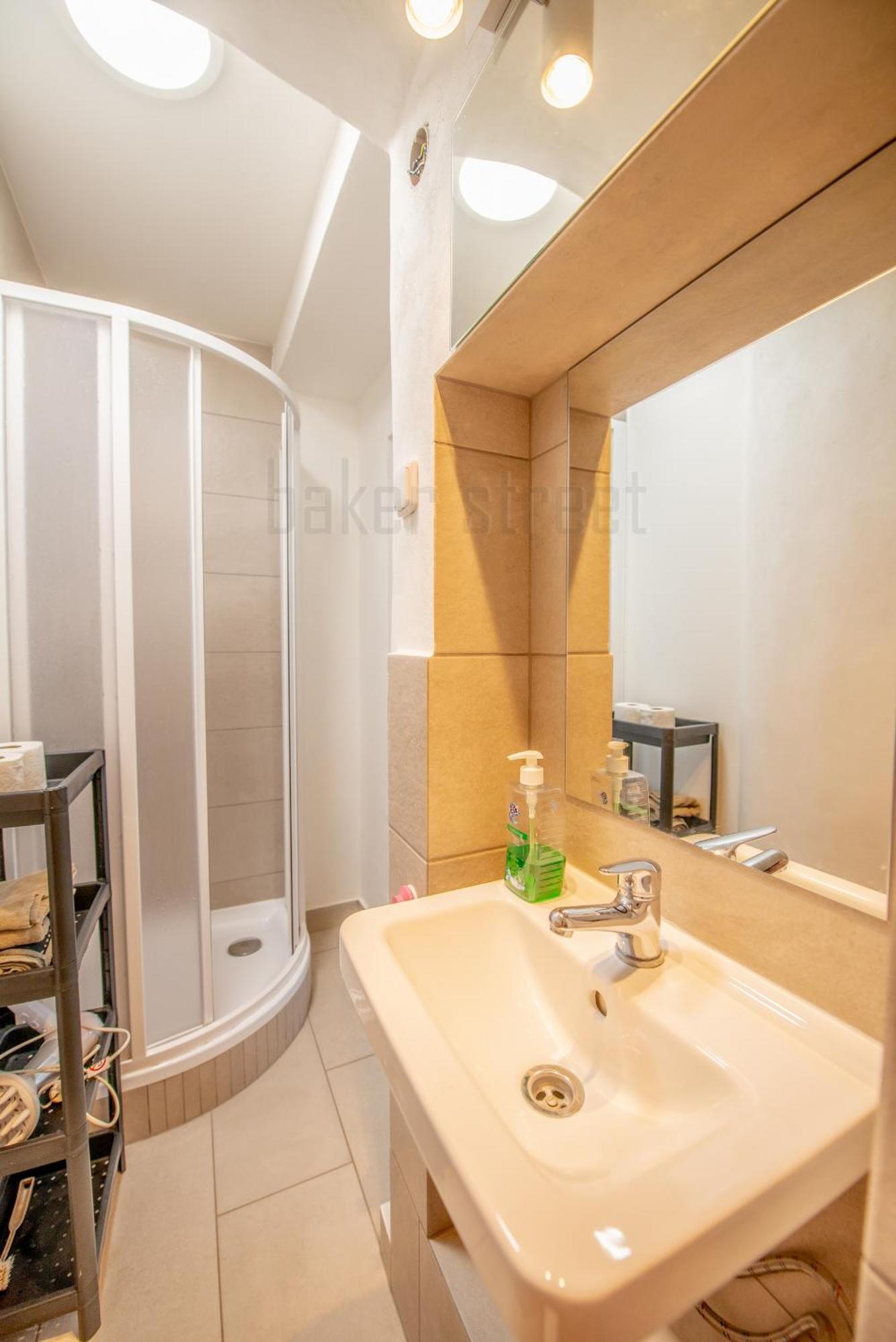 Cozy Apartment Close To Palmovka 프라하 외부 사진